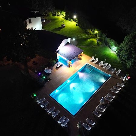 Villa Vitti'S - Verona Est Camping 圣马尔蒂诺博纳尔贝尔戈 外观 照片