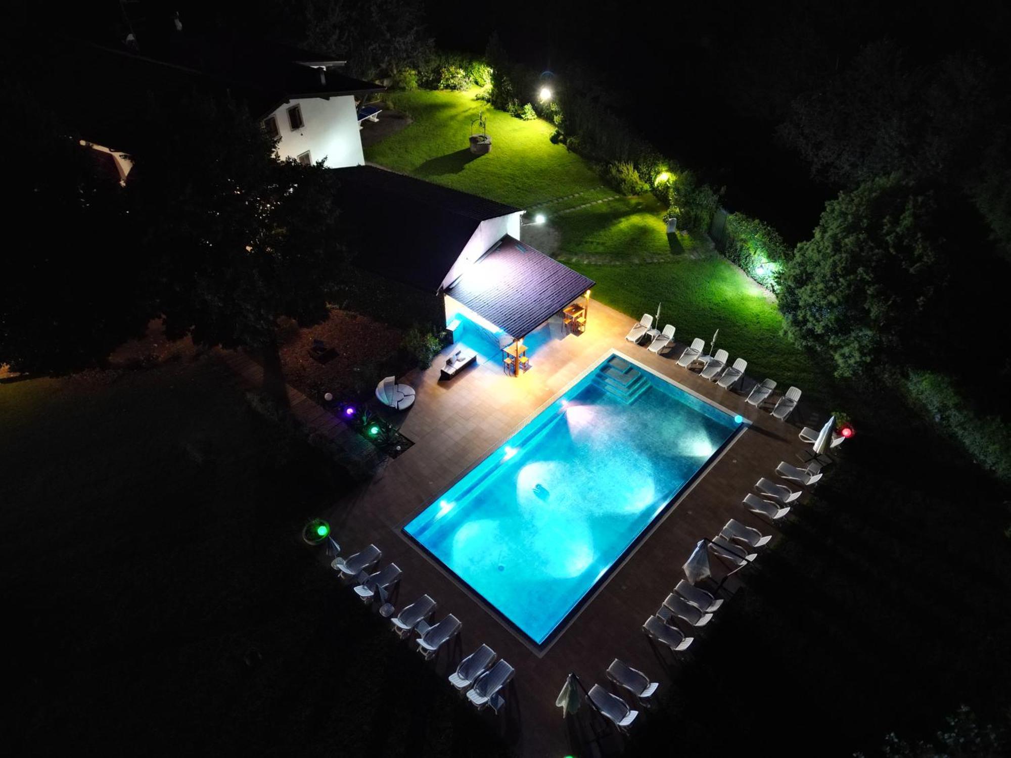 Villa Vitti'S - Verona Est Camping 圣马尔蒂诺博纳尔贝尔戈 外观 照片